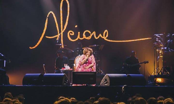 Alcione se apresenta em Manaus no Dia do Trabalhador