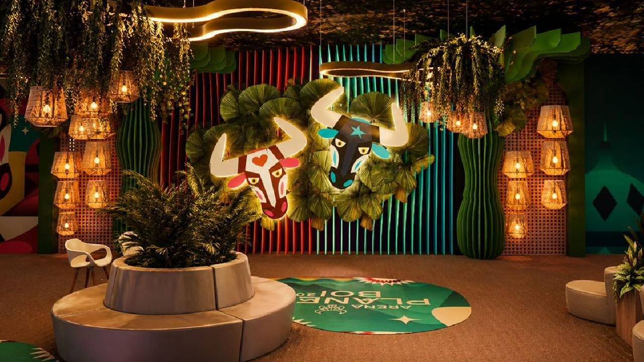 Arena Planeta Boi atrai público de todo o Brasil como principal prévia do Festival de Parintins