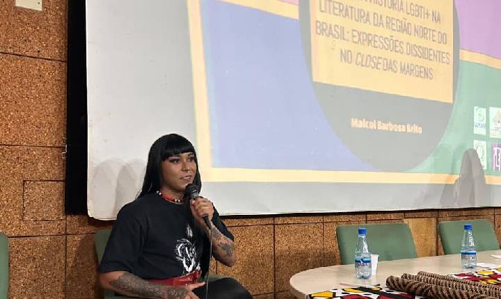 Artista e pesquisadora Aritana Tibira media encontro com Erika Hilton e Sofia Favero em SP