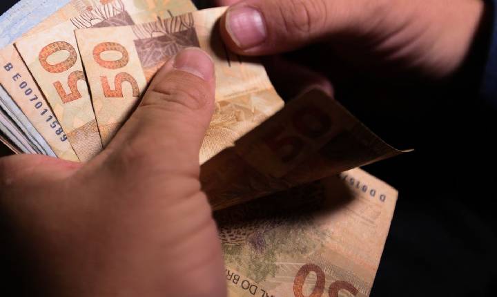 Caixa começa a pagar Bolsa Família de junho
