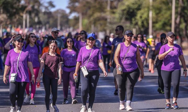 Caminhadas buscam conscientizar população sobre lipedema