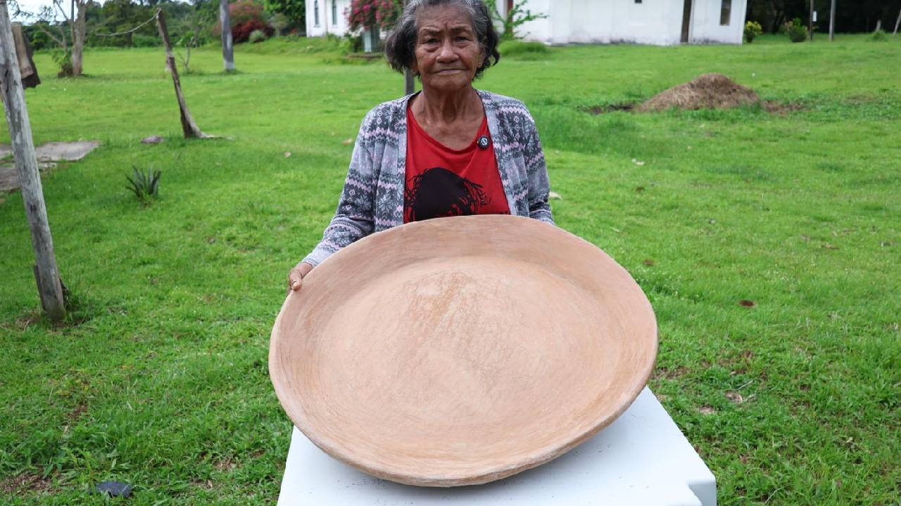 Cerâmica ancestral ressurge pelas mãos de mulheres do Amazonas