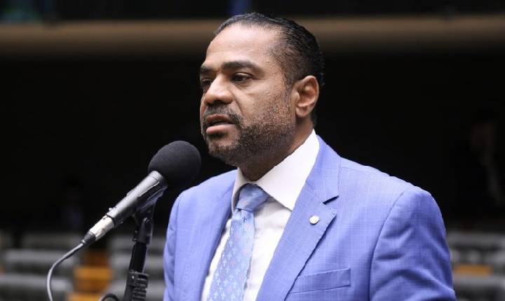 Comissão aprova alerta em rótulo sobre efeito de remédio em motoristas