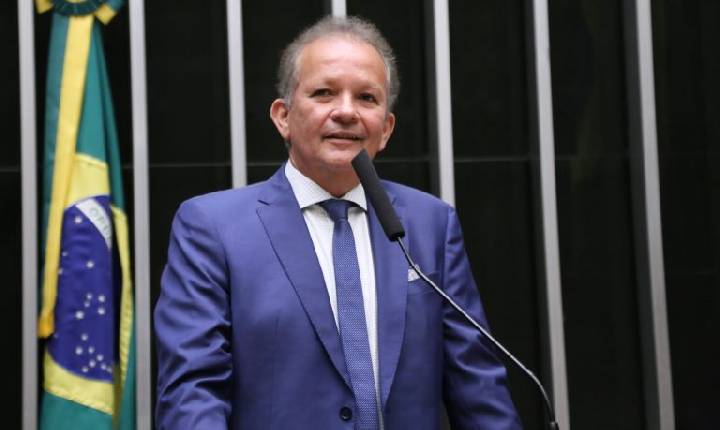 Comissão aprova uso de recursos de royalties do petróleo para qualificação profissional