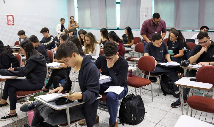 Convocação da lista de espera do Fies no 2º semestre termina na quinta