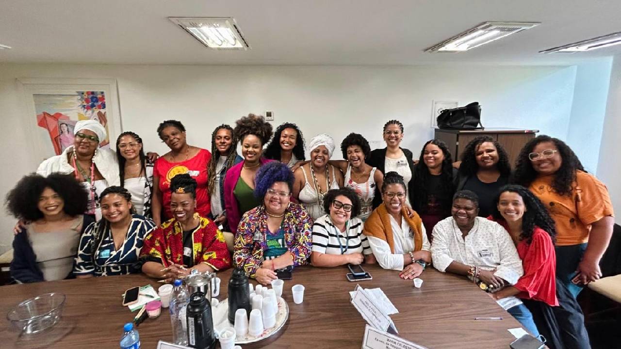 Encontro debate participação das mulheres negras na política amazonense