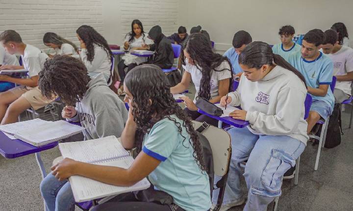 Estudantes de escolas públicas querem ensino e aprendizagem melhores