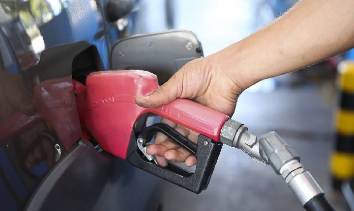 Fazenda mantém subsídio de R$ 2,12 ao óleo diesel