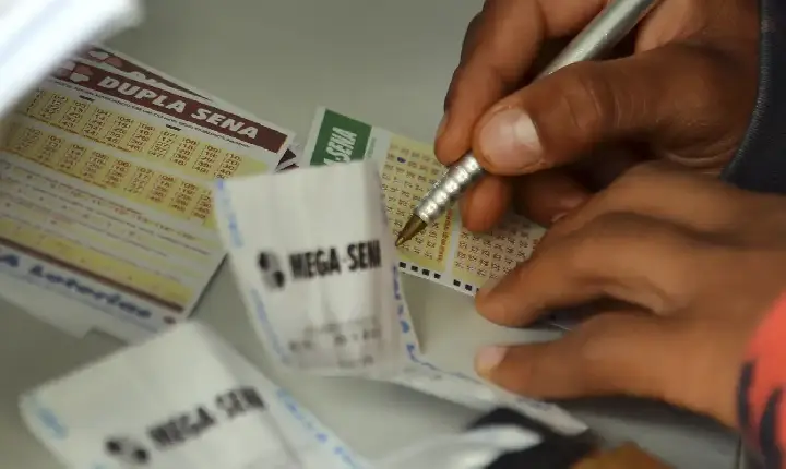 Mega-Sena acumula novamente e prêmio principal vai para R$ 45 milhões