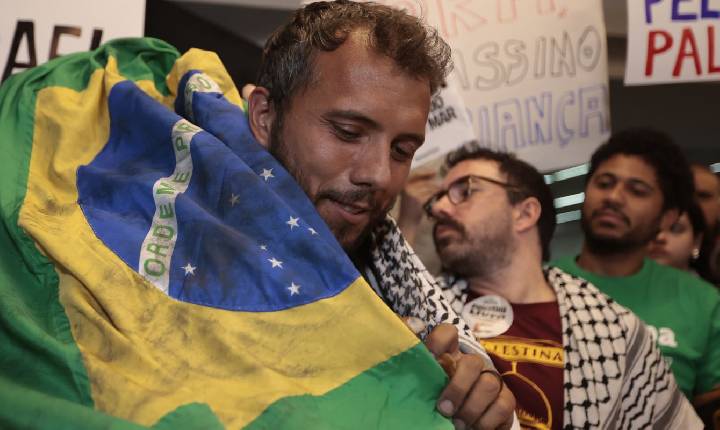 Morre mãe do ativista brasileiro Thiago Ávila, preso em Israel