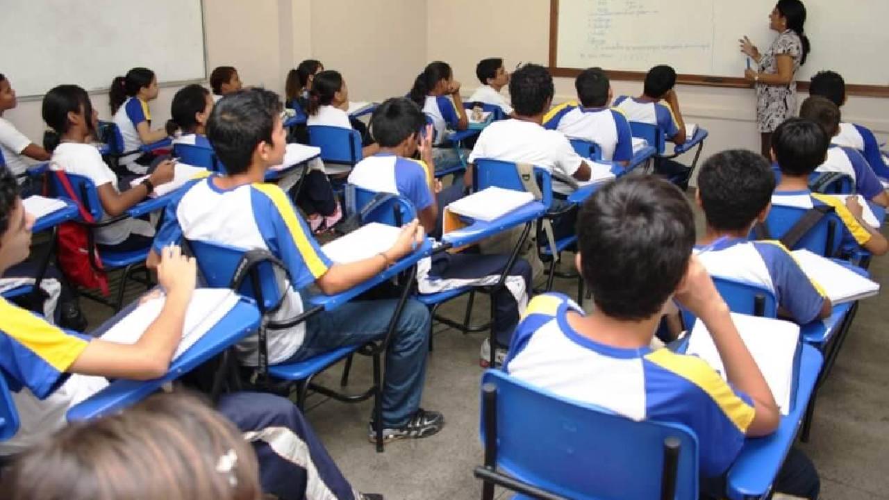 Os Três Pilares para Refazer a Educação no Amazonas