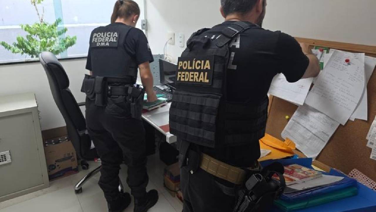 PF faz operação contra grupo investigado por apoio logístico ao garimpo ilegal no Amazonas