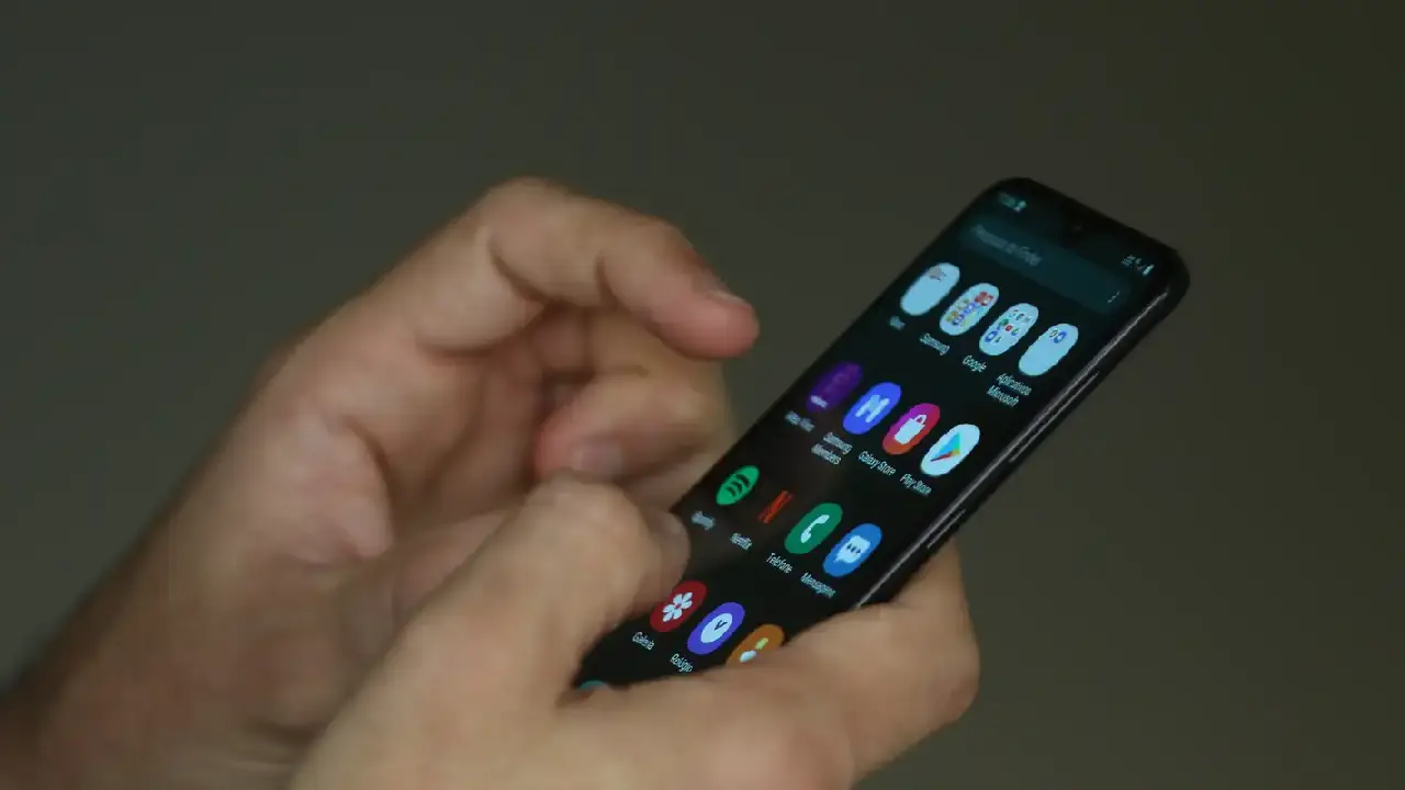 Plataforma oferece escuta em saúde mental para jovens no SUS Digital