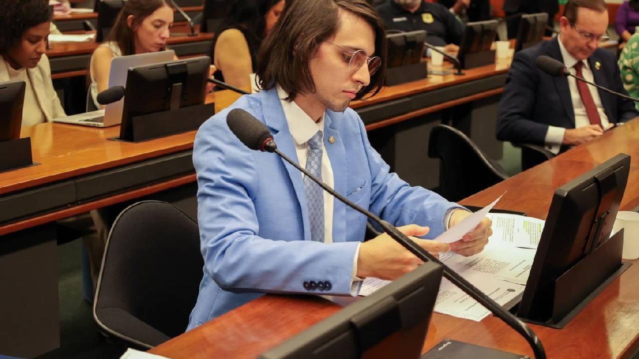 Projeto para acabar com a luta de pessoas com deficiência por laudos e documentos avança na Câmara