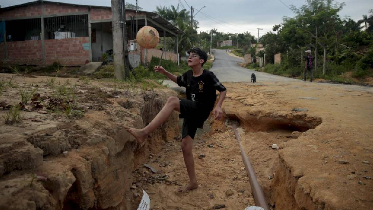 Projeto propõe diretrizes para proteger e qualificar jovens periféricos, indígenas e negros em Manaus