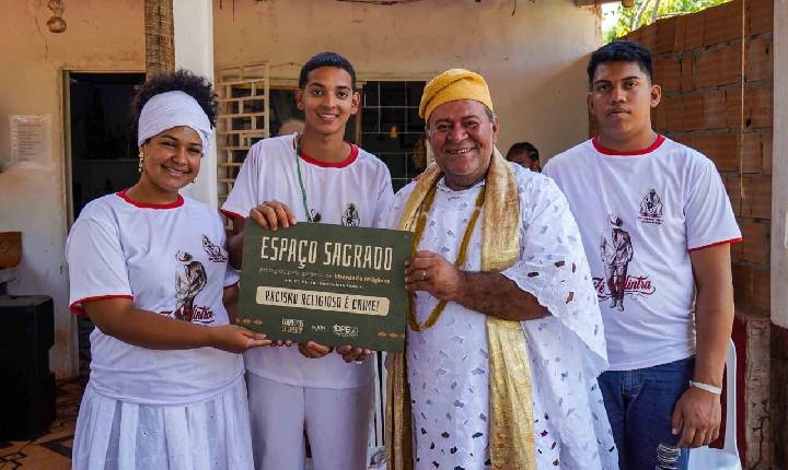 Terreiro de Luziânia é o primeiro do Entorno Sul a receber placa contra racismo religioso