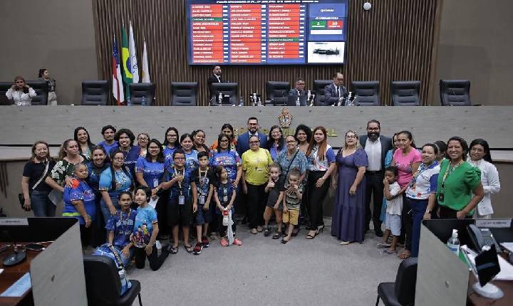Vereador de Manaus fortalece diálogo com mães atípicas em audiência pública na CMM