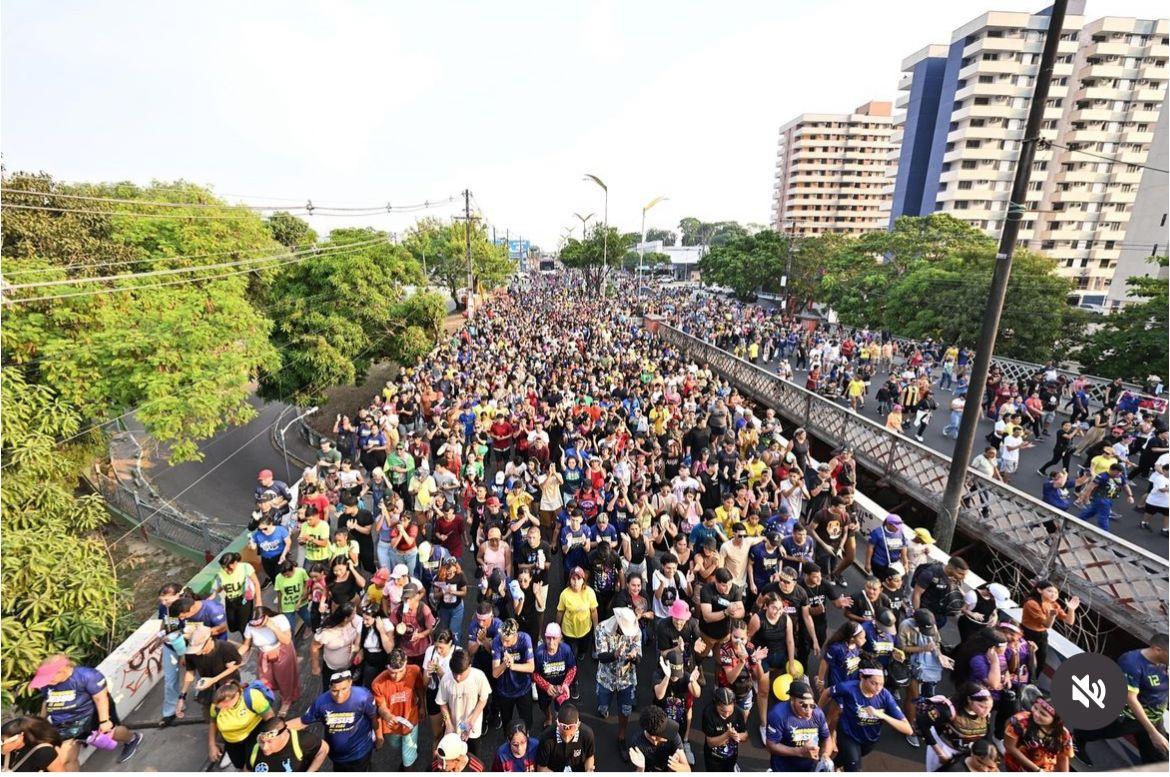 Candidatos à prefeitura de Manaus marcam presença na Marcha para Jesus