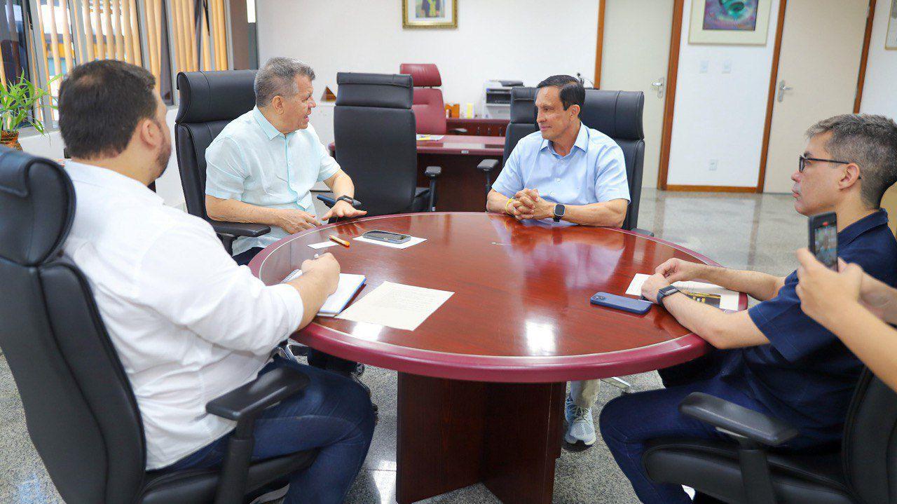 Itacoatiara terá porto flutuante durante a vazante
