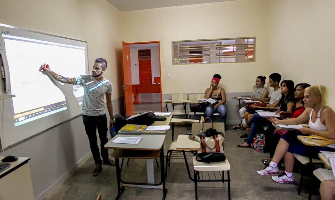 Novos beneficiários começam a receber nesta segunda-feira, 26