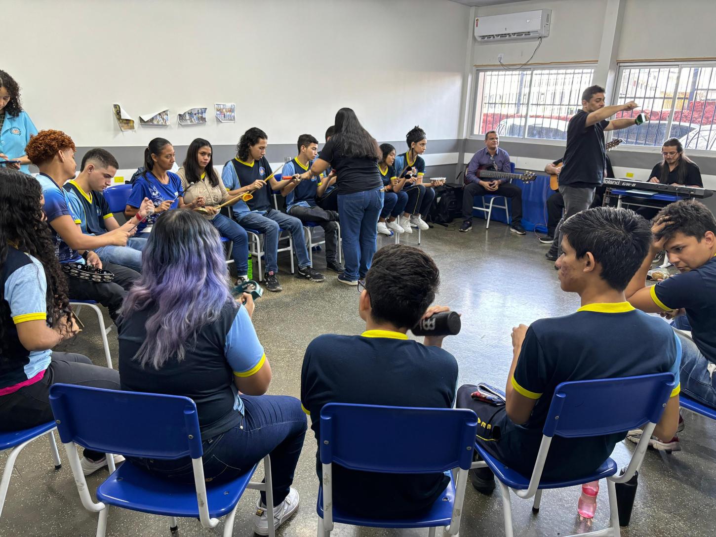 Projeto leva inclusão para crianças e adolescentes deficientes por meio da música em Manaus