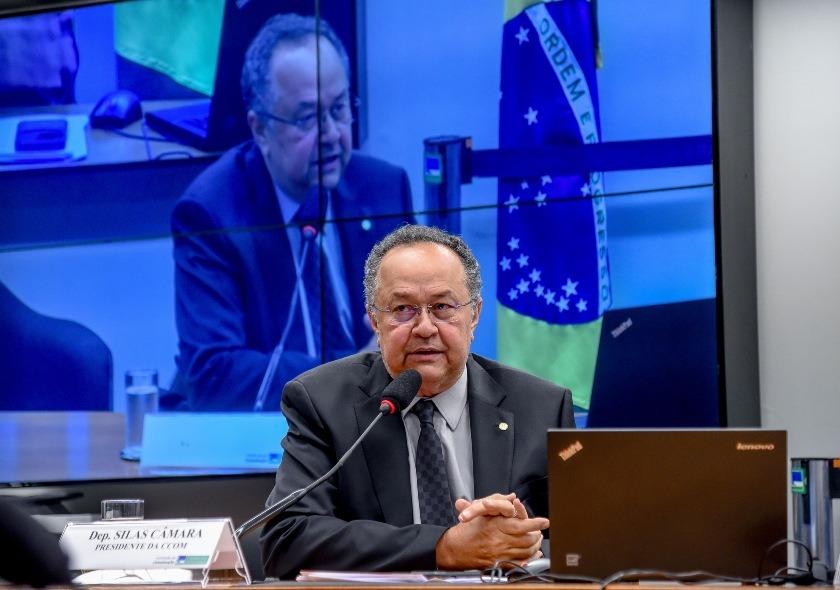 Silas Câmara passa por cirurgia de emergência em São Paulo