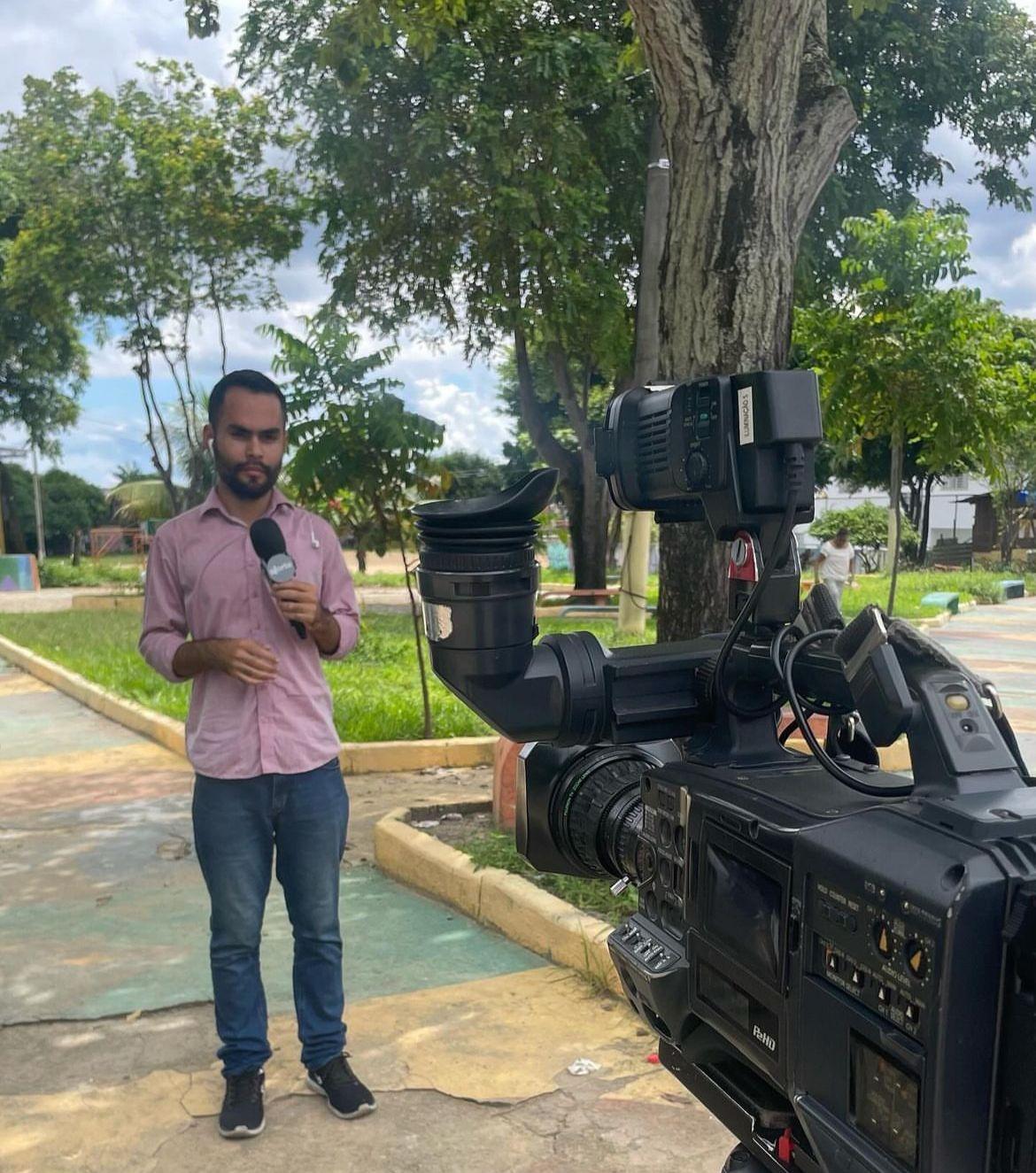 Jornalista do SBT no Amazonas é agredido em evento de prefeita de Presidente Figueiredo