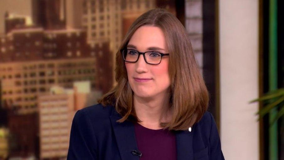 Primeira congressista trans dos EUA não terá acesso ao banheiro feminino