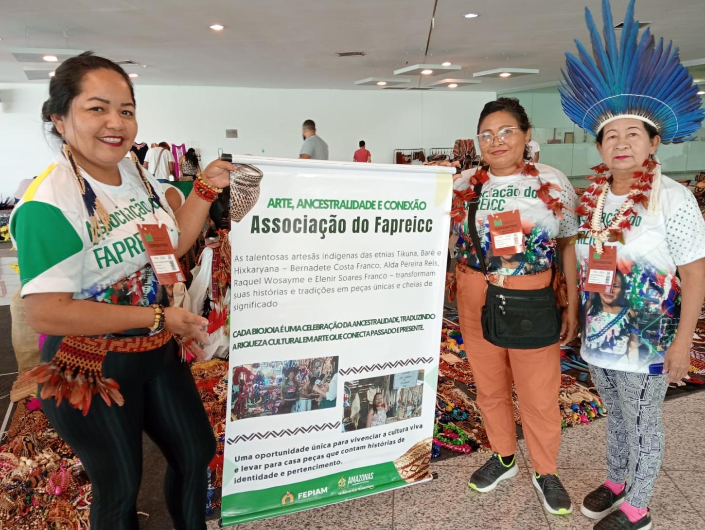Artesãs indígenas representam o Amazonas na Feira Nacional de Artesanato 2024