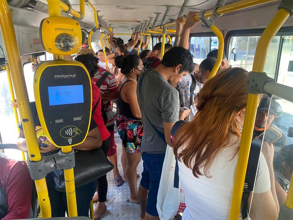 Aumento na passagem de ônibus é suspenso pela Justiça do Amazonas