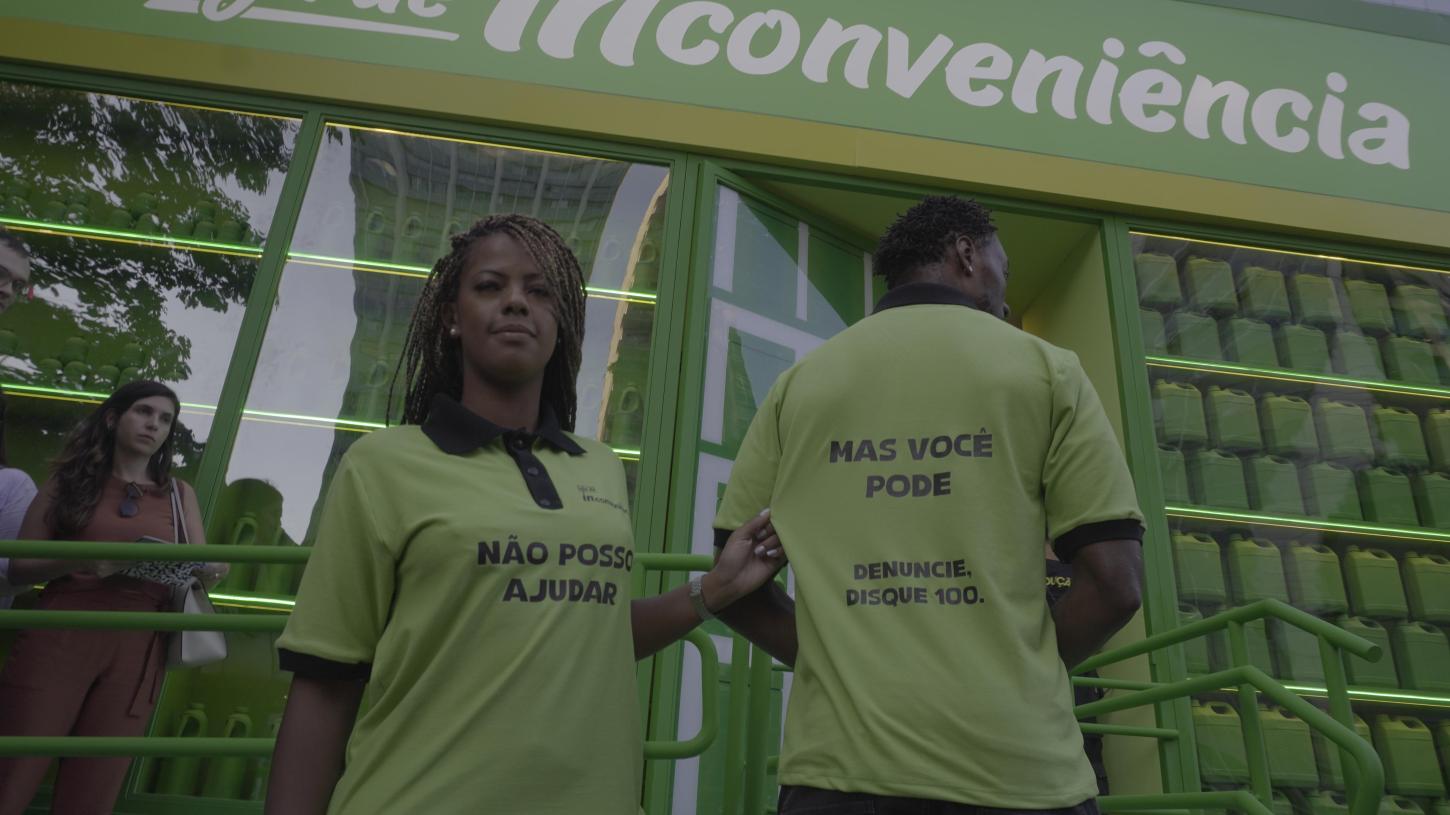 Loja de Inconveniência chama atenção para o combate à violência sexual contra crianças e adolescentes