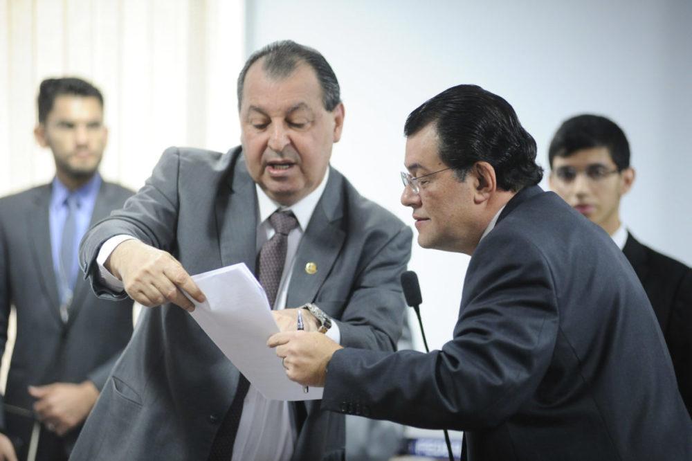 TCE determina que ex-secretários das gestões Braga e Omar ressarçam R$ 23,7 milhões aos cofres públicos