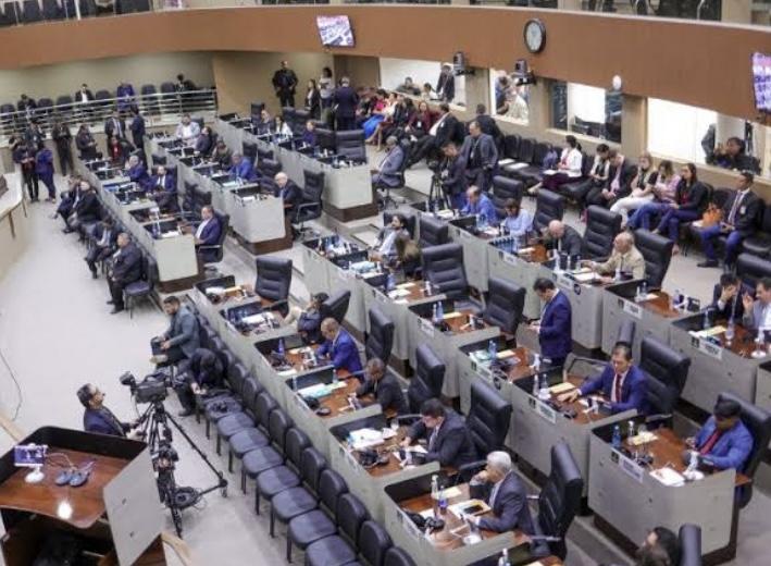 Câmara de Manaus pode ser reconfigurada em 2025 com possível cassação de seis vereadores