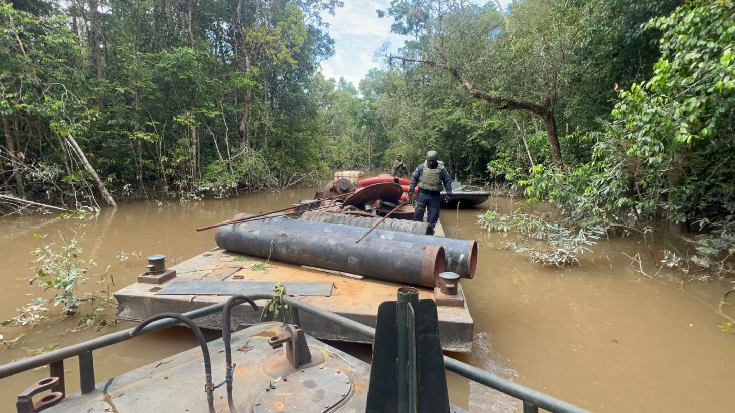 Operação Ágata 2025 desmonta estruturas de garimpo ilegal na Amazônia Ocidental