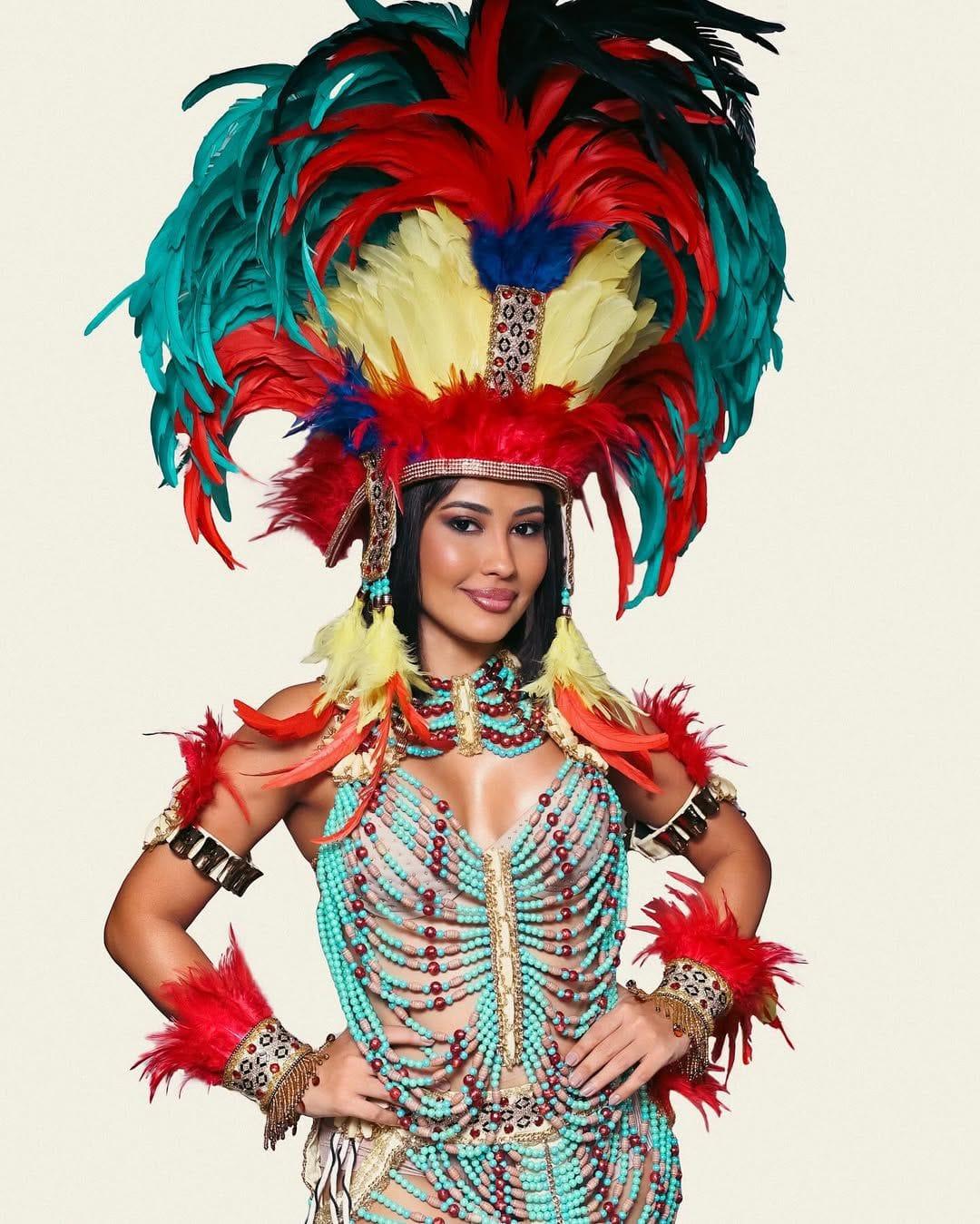 Thaynara OG participa de Roda de Conversa no Manauara Shopping