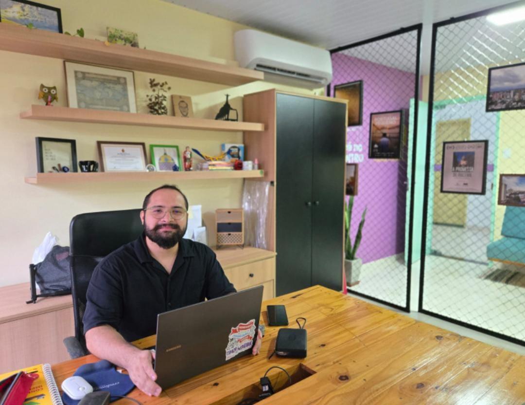 Do sonho de infância ao ‘Apê no Centro’: Empreendedor LGBT ressignifica o morar no coração de Manaus