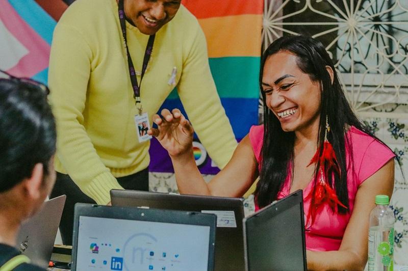 Inclusão e tecnologia: Casa Miga e Serpro capacitam 51 pessoas LGBTQIA+ em Manaus