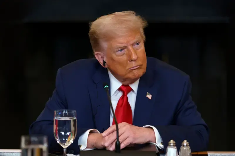 Trump é criticado após anunciar tarifa de 50% sobre produtos do Brasil