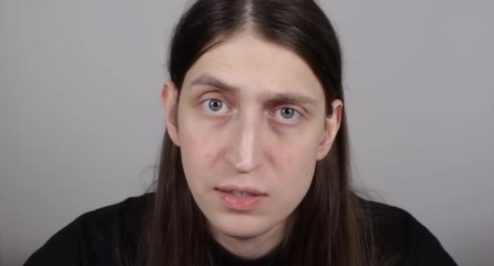 Felca revela ameaças após denunciar adultização infantil na internet