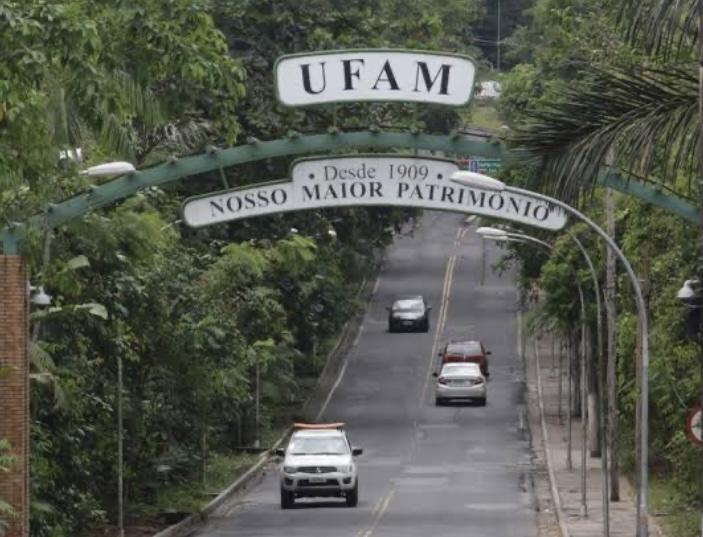 Ufam suspende aulas presencias em Manaus por falta de abastecimento de água
