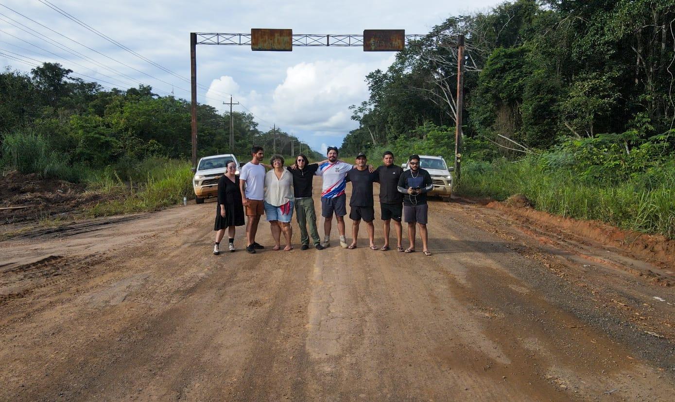 Matheus Garcia e Amom Mandel lançam documentário sobre a BR-319