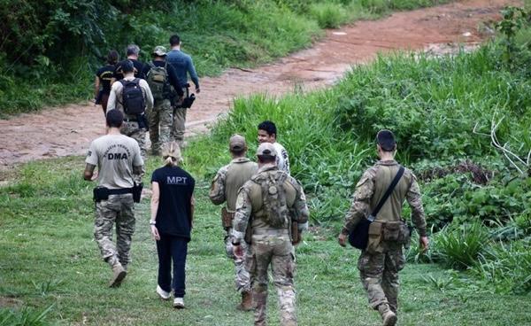 PF coleta cabelo de ribeirinhos no Amazonas para identificar contaminação por mercúrio