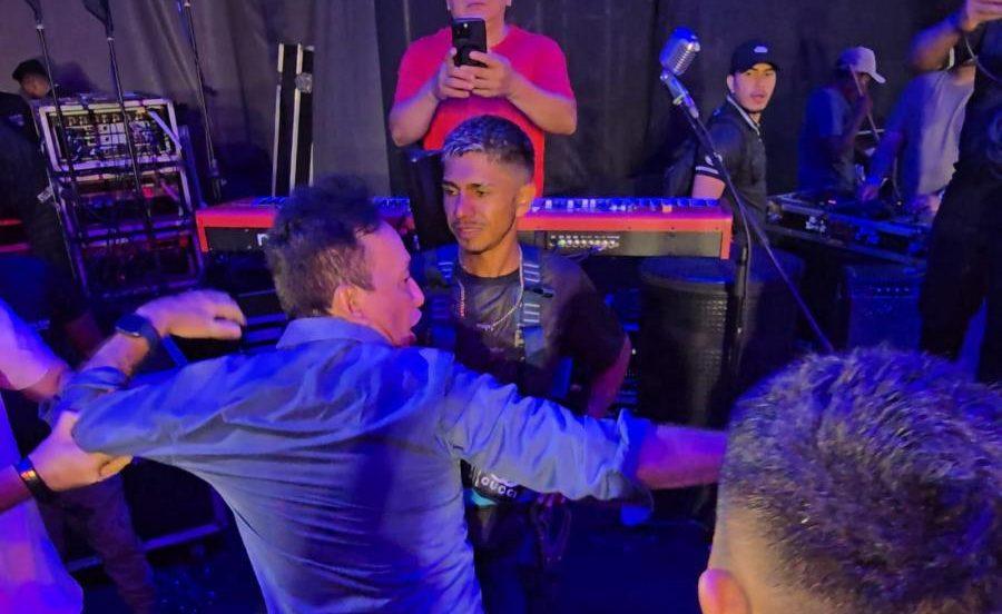 Briga entre autoridades interrompe comemoração dos 173 anos de Parintins