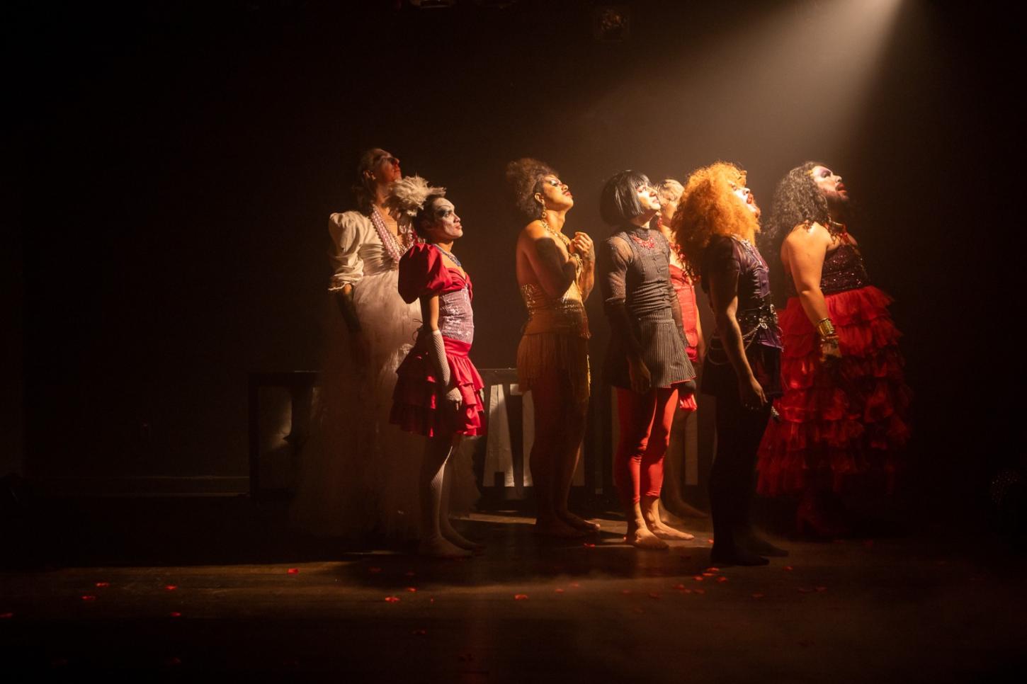 Espetáculo 'Sebastião' celebra a fé e o orgulho LGBTQIAPN+ em apresentação gratuita no Teatro Gebes Medeiros