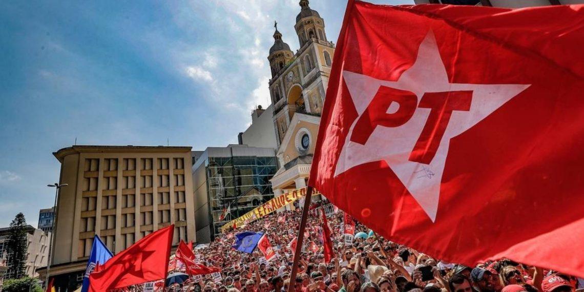 PT notifica rede X por publicações que associam o partido ao tráfico de drogas