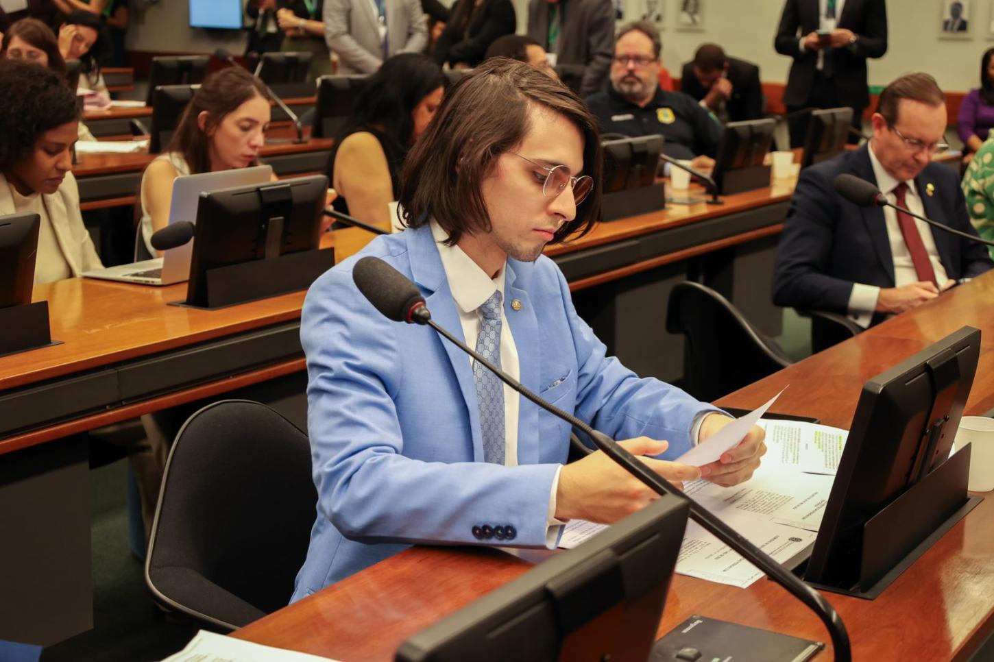 Projeto para acabar com a luta de pessoas com deficiência por laudos e documentos avança na Câmara