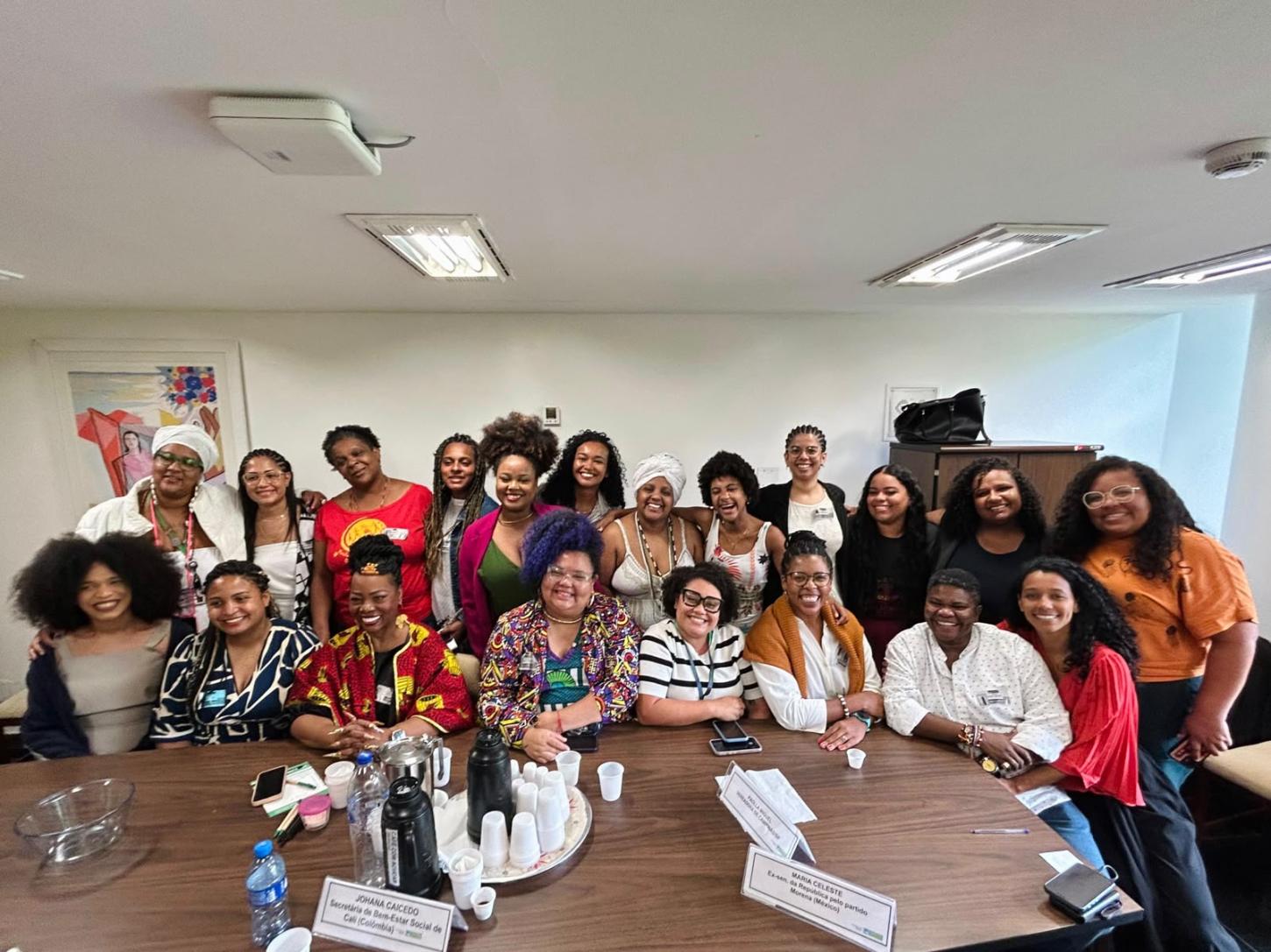 Encontro debate participação das mulheres negras na política amazonense