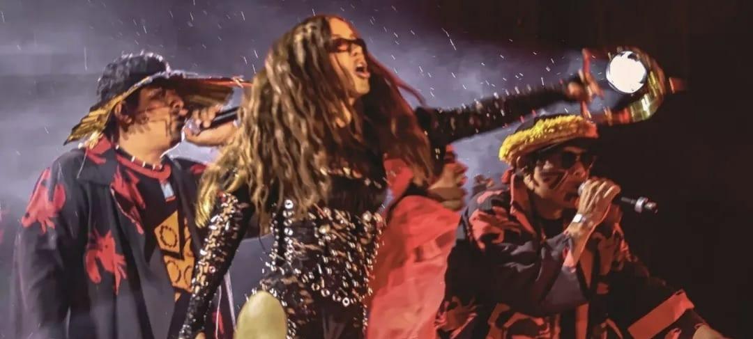 Anitta cita 17 povos em música com artistas indígenas