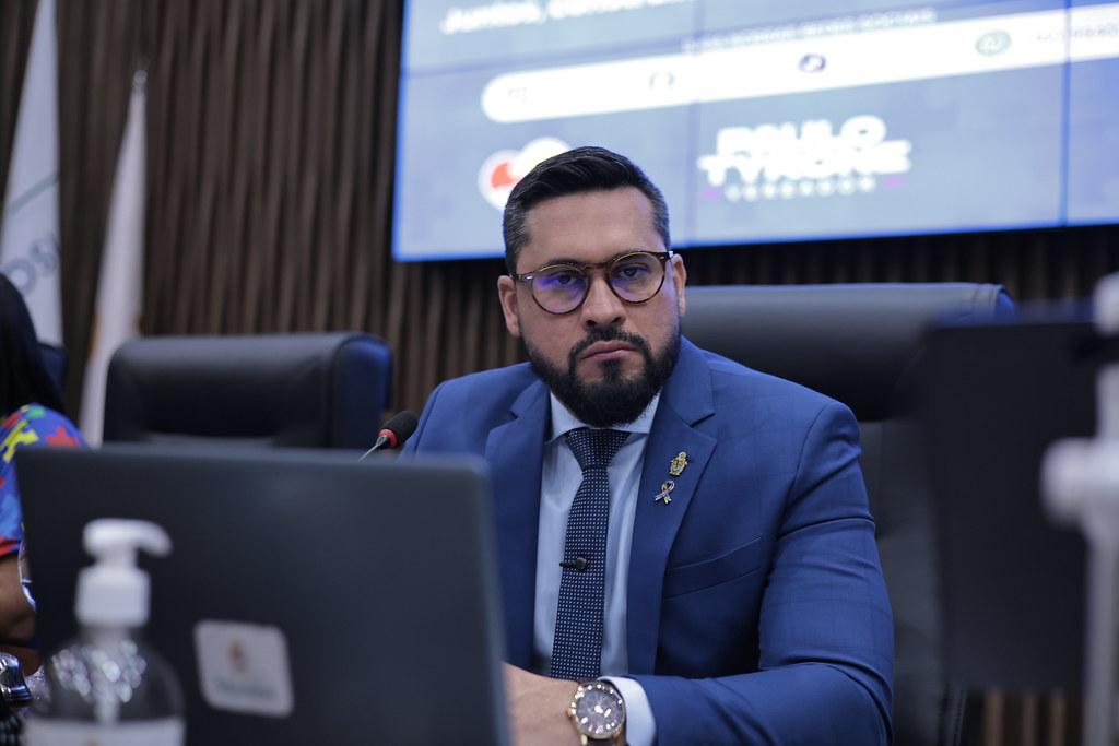 Projeto de Lei propõe capacitação de profissionais da saúde para atendimento de pessoas com TEA