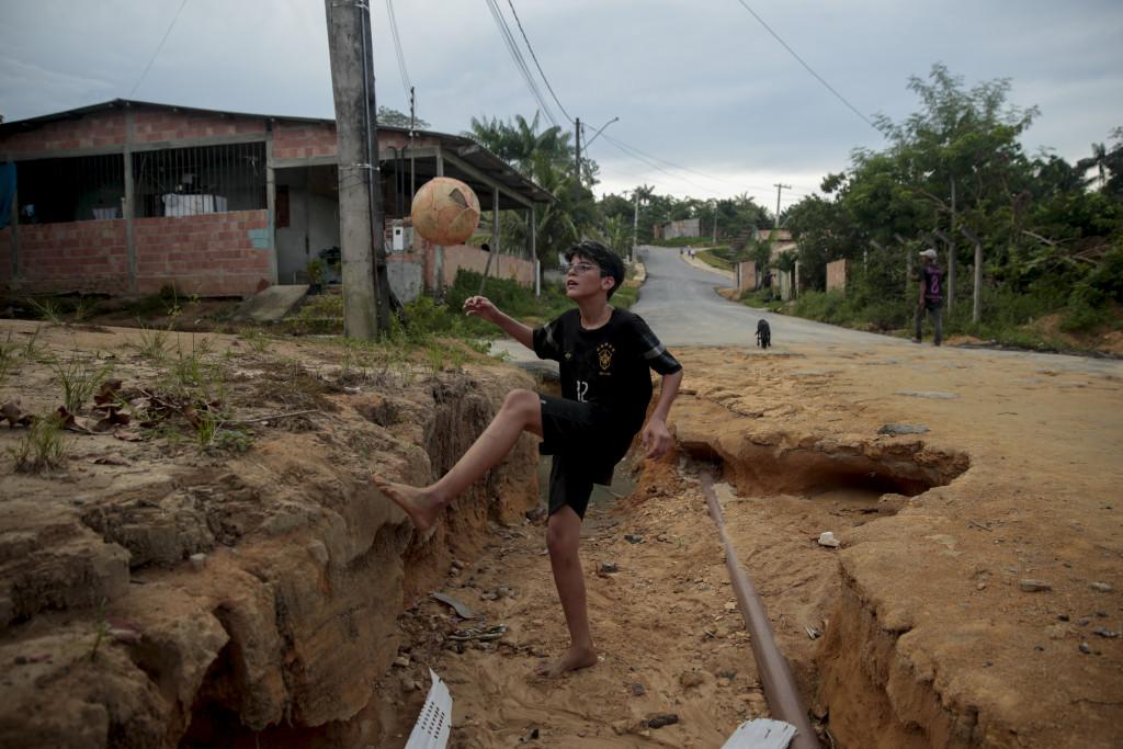 Projeto propõe diretrizes para proteger e qualificar jovens periféricos, indígenas e negros em Manaus